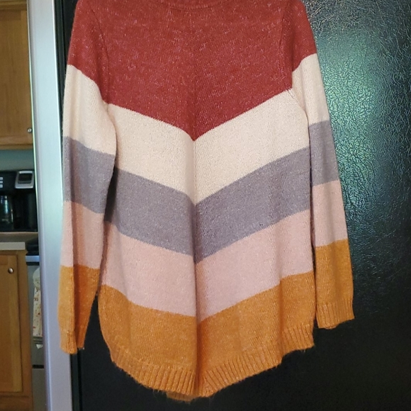 Lightweight sweater - Picture 4 of 4
